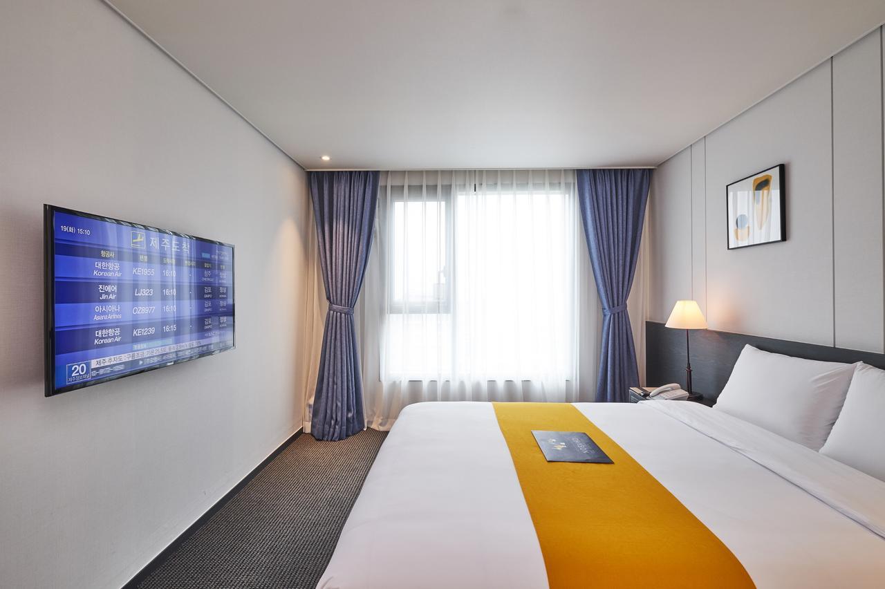 Chason Hotel The Smile Сеогвипо Екстериор снимка