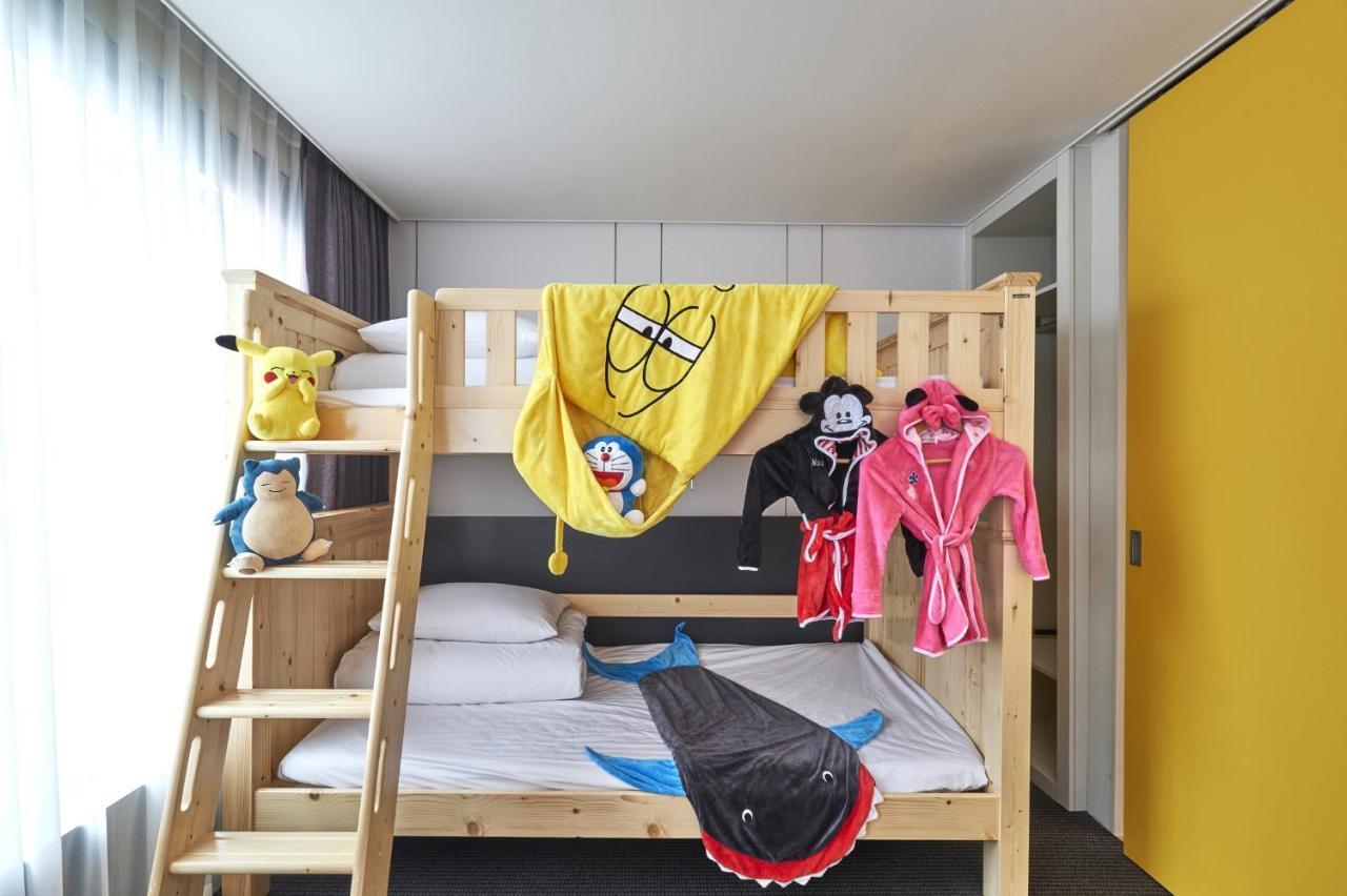 Chason Hotel The Smile Сеогвипо Екстериор снимка